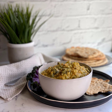 Curried Broccoli Dal A light, energizing, warming dish with a lots of green broccoli power. Split red lentils, broccoli, onions and healing exotic spices simmered in a vegetable broth with a splash of coconut, served over basmati rice.